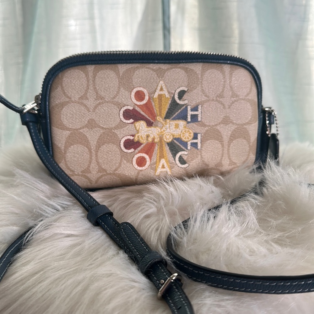 (NWOT) Coach Carrier Phone Crossbody In Signature Canvas w/Coach Radial R…